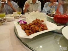 -御花园·粤菜·海鲜火锅(中山公园店)