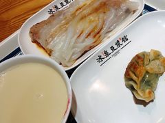 鲜肉肠粉-冰泉豆浆馆(阳朔店)