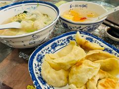 -长人馄饨铺(解放街店)
