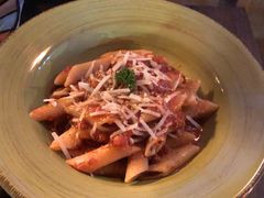 -SISTERS BAR RESTAURANT川意酒馆(嘉善老市H楼店)