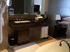 -广州天河希尔顿酒店