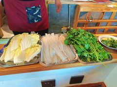 -缘福乡村铁锅炖民宿(八达岭店)