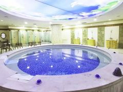 -庞大滦州国际大酒店