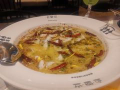 -渔语鱼新川菜Bistro(万象天地店)