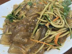 -东北风味思缘食府(对湖路店)
