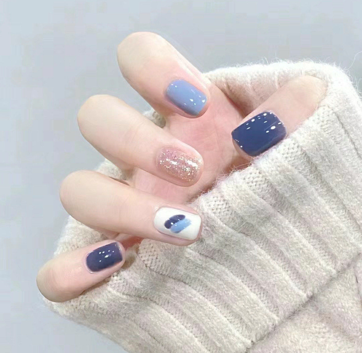 变美 | 超显白海底捞美甲9215