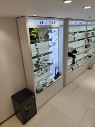 -EMILY艾枚莉美甲美睫·美颜·现磨咖啡