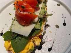 三文鱼牛油果三明治-夏朵花园(复兴西路店)