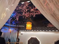 -荷塘秋月·本帮江浙菜(国权路店)