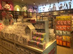 -名创优品(陕西西安大唐西市购物中心店)