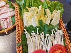 -阿婆情腊排骨火锅·野生菌季(古城旗舰店)