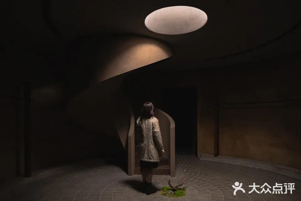 hug x UMA WANG全新概念店,成都 / 氣象建築