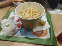 -麦当劳(北京大兴机场二层国内到达(安检外)店)