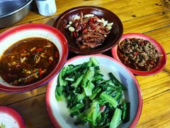 -老三样·美食研究中心(世贸路店)