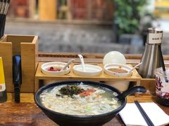 -二哥米线 丽江店