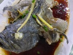-四川小胡子海鲜(丁村万人海鲜广场店)