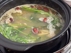 -花苑美食横琴生蚝火锅(拱北粤华路店)