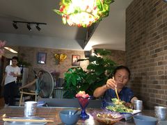 -忘忧草融合私房菜(红鼎国际店)