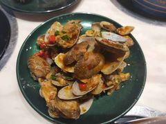 -美食小镇·观赏珍稀鸟类·长隆熊猫酒店
