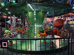 -顺德大良半月城游乐场