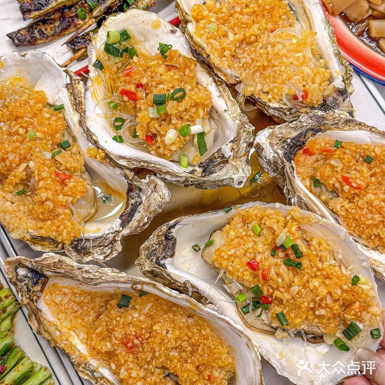 在湘江世纪城！居民楼区隐藏的宝藏烧烤大排档