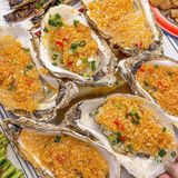 在湘江世纪城！居民楼区隐藏的宝藏烧烤大排档