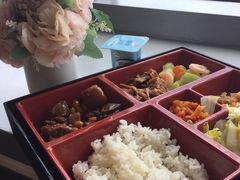 -奔驰上海利星(七宝店)