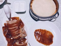 -湖庭壹品鸭王·传统北京烤鸭·别墅私房菜·庭院宵夜(江宁店)