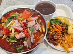 -红鼻子桂林米粉(金唐新光界店)