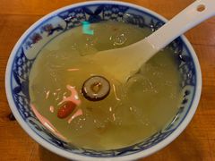银耳汤-兵哥豌豆面(青华店)