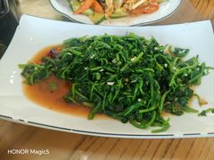 -俺家菜馆(百里峡店)