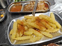 -马路牙子烧烤音乐酒馆(望京店)