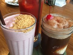 -ROAST coffee & eatery