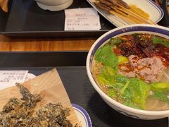 -云阿蛮云南生烫牛肉米线(奉贤路店)
