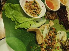 -沐毫傣泐云南菜孔雀宴•手抓饭傣味烧烤(曼听公园店)