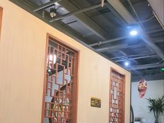 -乡土黄·鲜牛肉火锅·小龙虾(兴业街店)