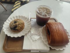 -VERIE BAKEHOUSE