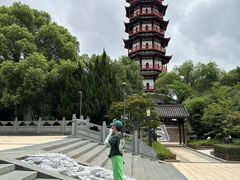 -绳金塔