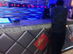 -好乐迪(张扬路八佰伴店)
