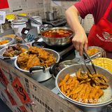 这家螺蛳粉店绝对是0元玩转这座城的必打卡之地！