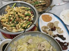 -一口猪海鲜浑锅·东北家常菜