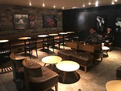 大堂-星巴克(广州动漫星城东区店)