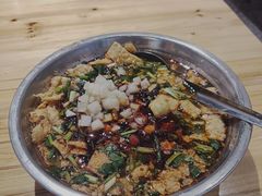 -柳州肥姨妈大骨螺蛳粉(曹路店)