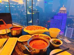 -云中捞高空旋转餐厅(商茂世纪广场店)