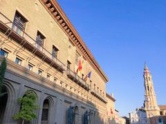 -皮拉尔圣母圣殿主教座堂