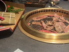 -铭牛烧肉·和牛海鲜自助(高新月牙湖店)