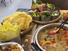 -顶上头·螺蛳火锅(五一新村店)