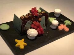 -AZUR聚(香格里拉饭店)