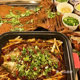三圣乡蜀宴百汇|美味的烤全羊的天堂～