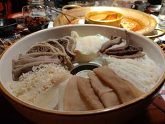 川门毛肚七绝-新哥老官·畅吃123·美蛙世界(苏宁广场店)